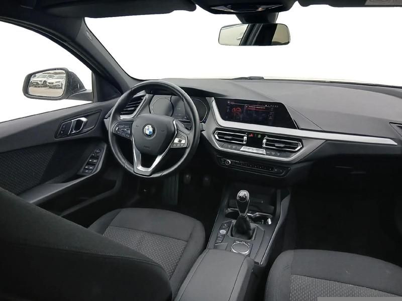 Usado BMW 118 140 CV (102 kW) 2020 Blanco Utilitario
