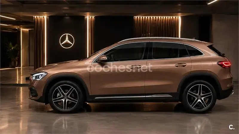 Usado Mercedes GLA250 218 CV (160 kW) 2021 Beige SUV