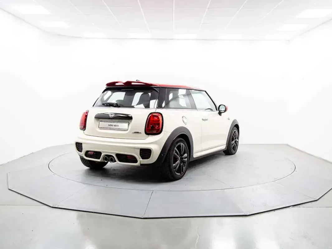 Usado Mini John Cooper Works 231 CV (169 kW) 2020 Blanco Utilitario