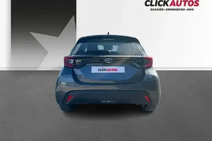Usado Toyota Yaris Active 116 CV (85 kW) 2025 Utilitario