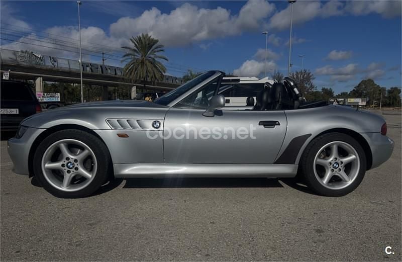 Usado BMW Z3 140 CV (102 kW) 1998 Gris / plata Descapotable