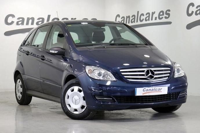 Usado Mercedes B170 116 CV (85 kW) 2007 Azul Monovolumen