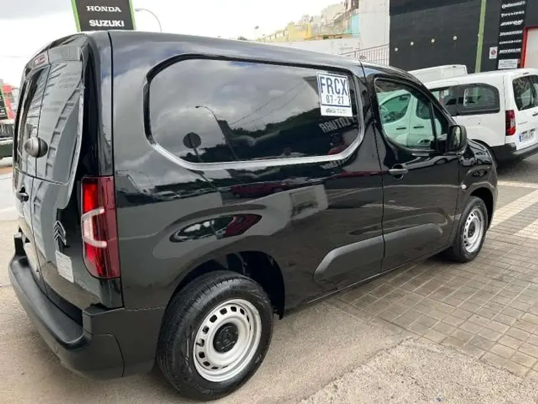 Usado Citroën e-Berlingo 101 CV (74 kW) 2021 Negro Monovolumen