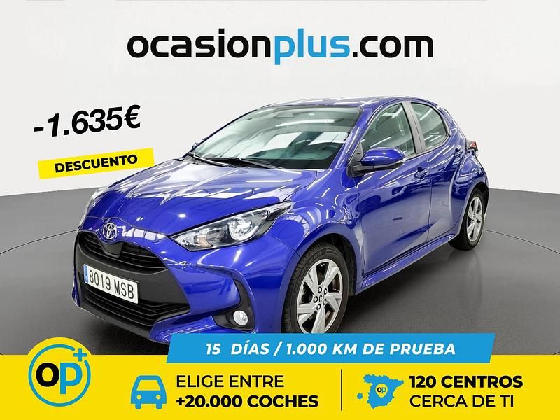 Usado Toyota Yaris Hybrid Active 116 CV (85 kW) 2024 Azul Berlina