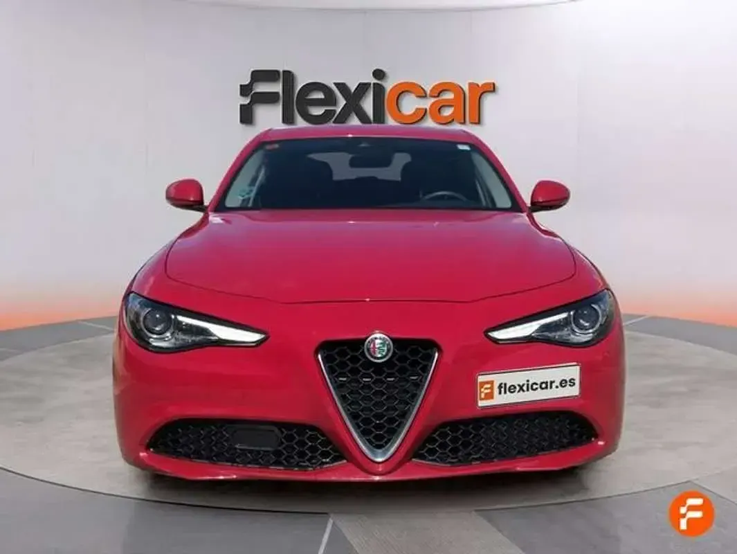 Usado Alfa Romeo Giulia 136 CV (100 kW) 2017 Burdeos Berlina
