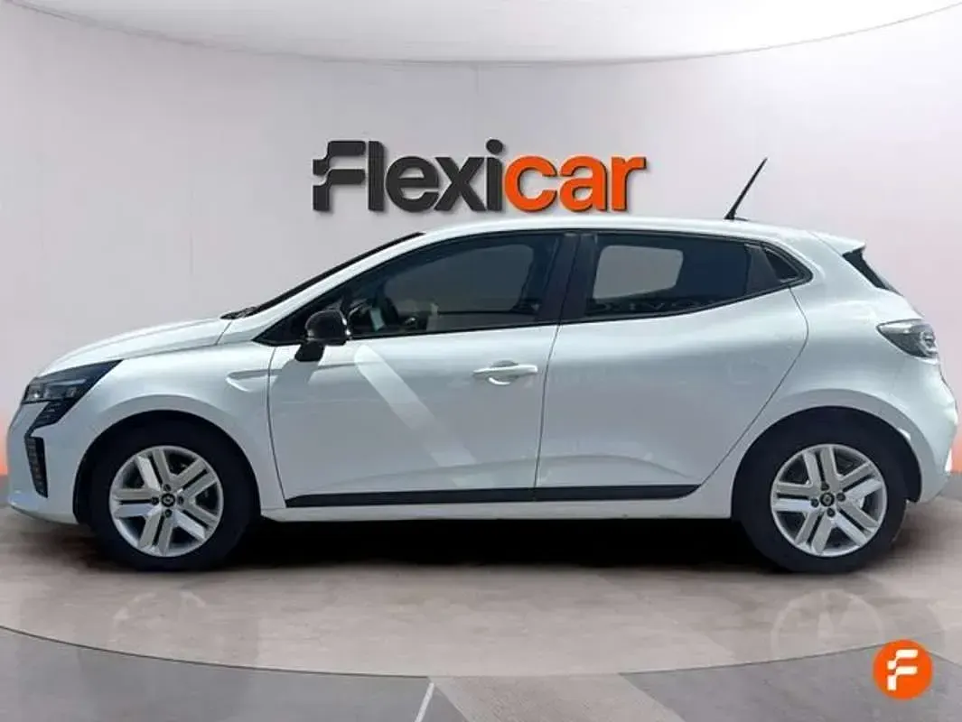 Usado Renault Clio Evolution 101 CV (74 kW) 2025 Blanco Utilitario