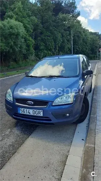 Usado Ford Focus Trend 109 CV (80 kW) 2005 Azul Familiar