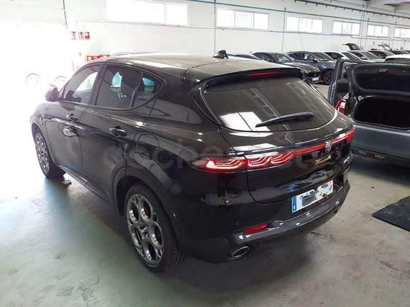 Usado Alfa Romeo Tonale Veloce 280 CV (205 kW) 2023 Gris / plata SUV