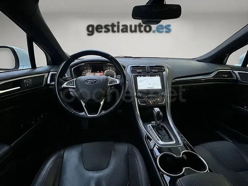 Usado Ford Mondeo ST-Line 150 CV (110 kW) 2019 Blanco Familiar
