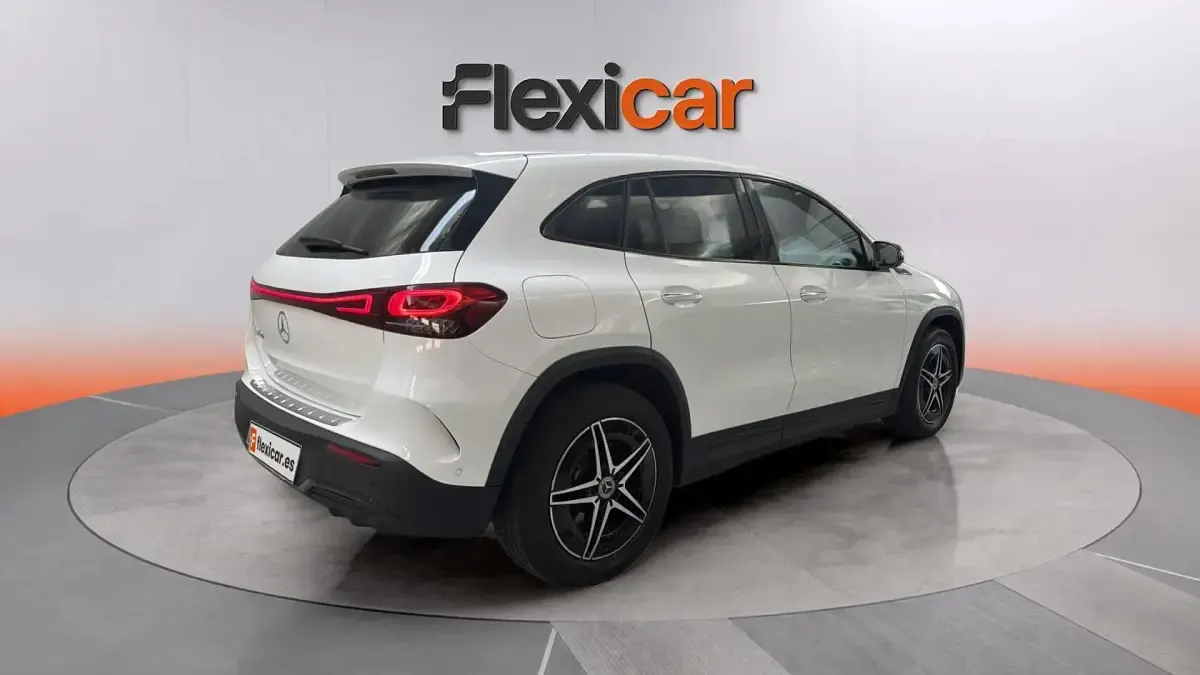 Usado Mercedes EQA250 139 kW (190 CV) 2023 Blanco SUV