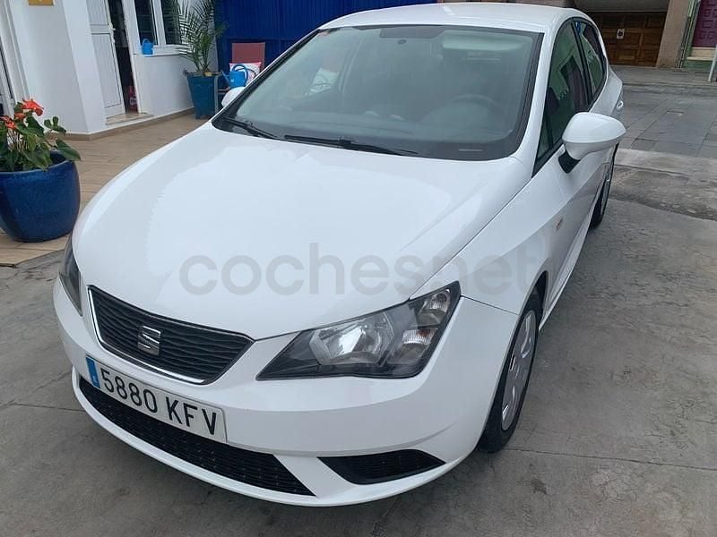 Usado Seat Ibiza Style 90 CV (66 kW) 2017 Blanco Berlina