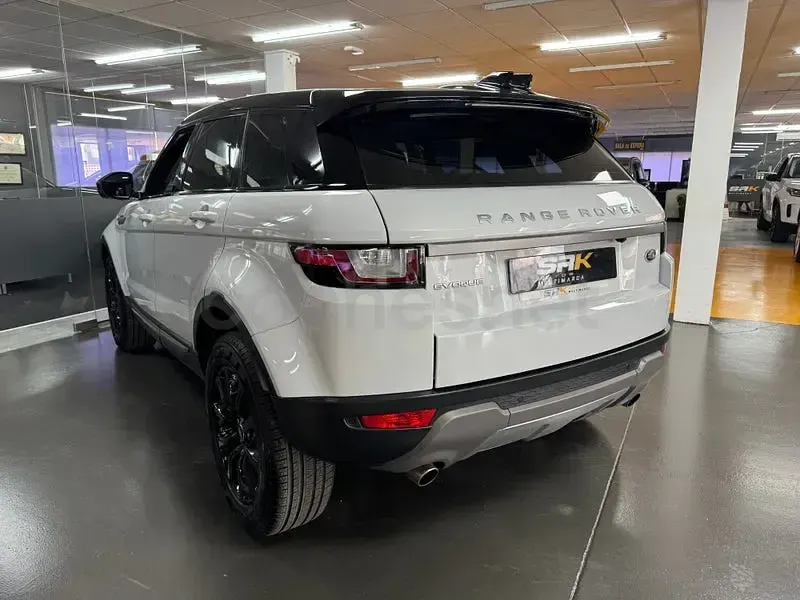 Usado Land Rover Range Rover evoque SE 180 CV (132 kW) 2015 Blanco SUV