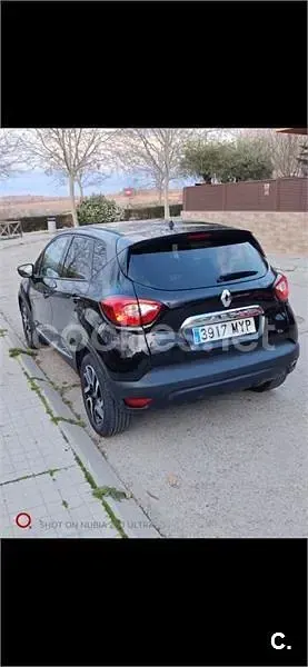 Usado Renault Captur Intens 120 CV (88 kW) 2015 Negro SUV