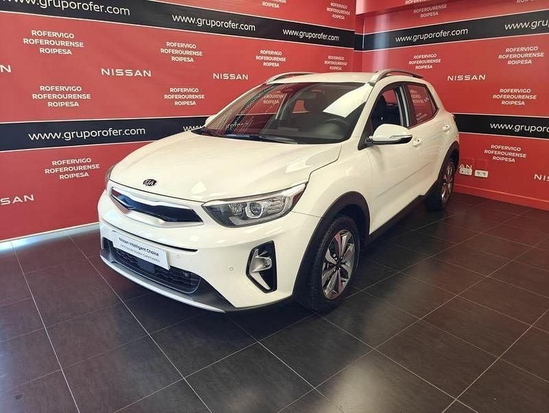 Blanco Usado 2021 Kia Stonic SUV | 16.900 € (Precio justo) - Imagen 1/4
