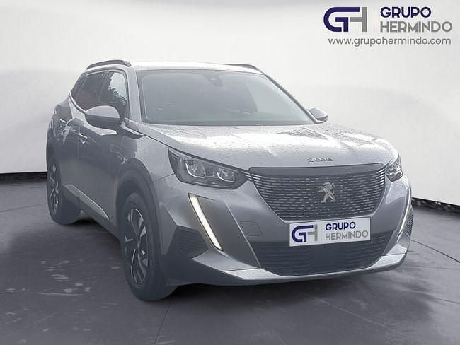 Usado Peugeot 2008 Allure 130 CV (95 kW) 2022 Gris SUV