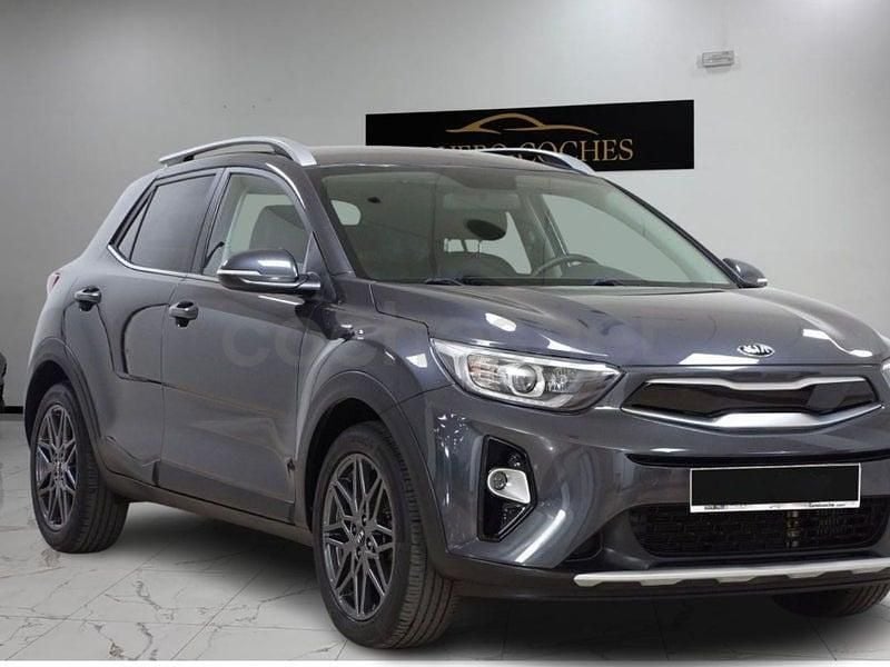 Usado Kia Stonic 100 CV (73 kW) 2020 Negro SUV