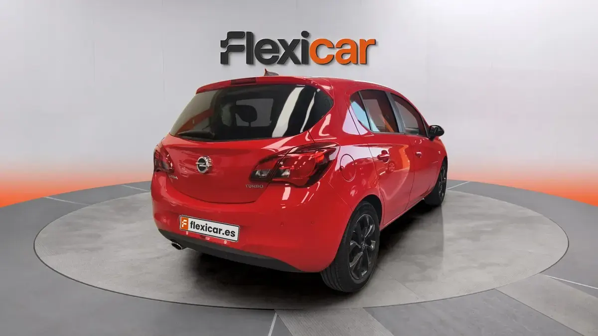 Usado Opel Corsa Color Edition 101 CV (74 kW) 2017 Rojo Utilitario