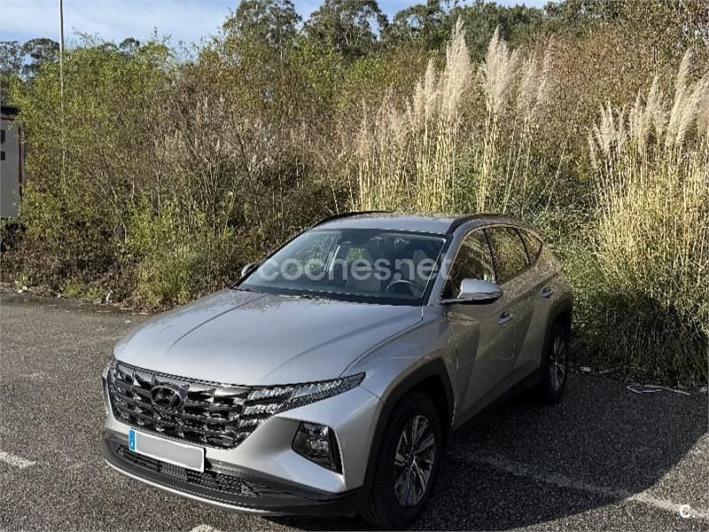 Usado Hyundai Tucson 230 CV (169 kW) 2023 Gris / plata SUV