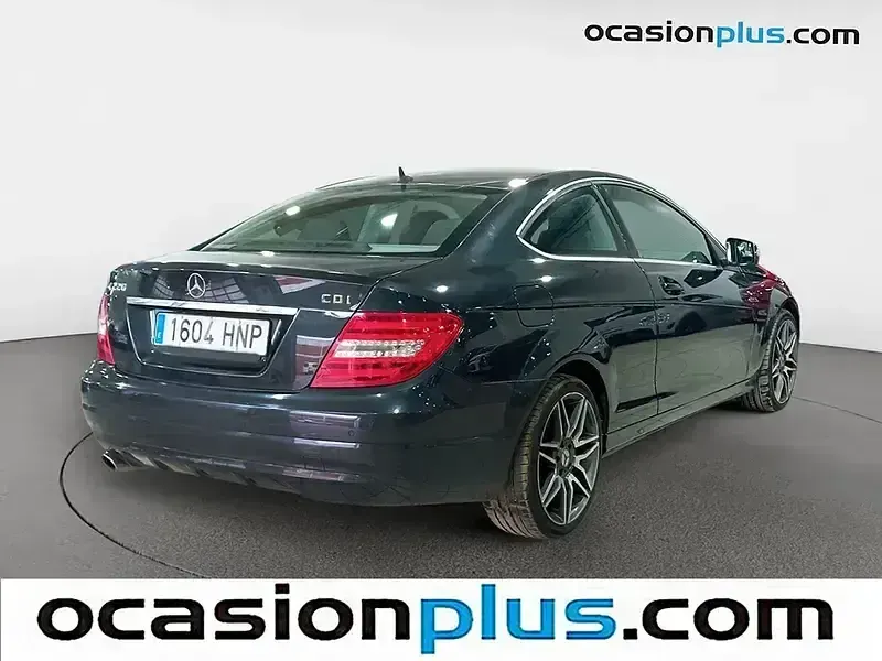 Usado Mercedes C220 170 CV (125 kW) 2013 Negro Coupe