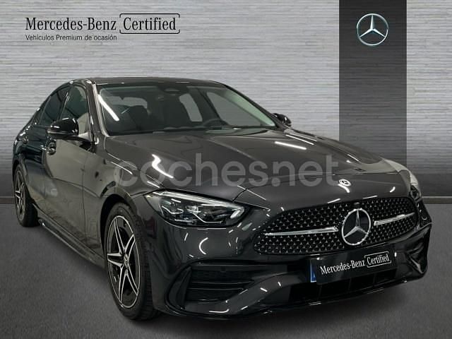 Usado Mercedes C200 163 CV (119 kW) 2025 Gris / plata Berlina