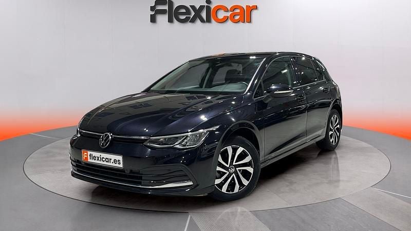Usado VW Golf VIII 116 HP (85 kW) 2021 Preto Sedan