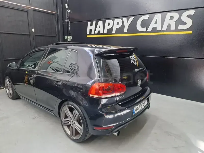 Usado VW Golf VI GTI 211 CV (155 kW) 2010 Negro Utilitario
