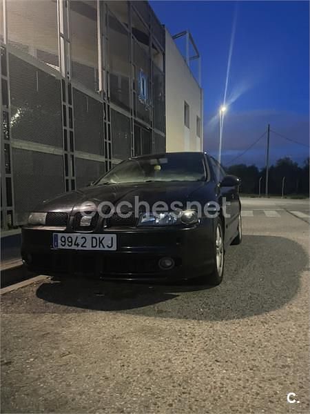 Negro Usado 2005 Seat Leon FR Berlina | 5500 € (Precio justo) - Imagen 1/4