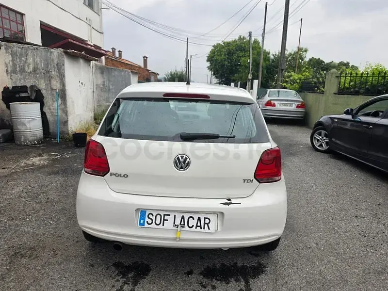 Usado VW Polo Advance 90 CV (66 kW) 2012 Blanco Utilitario