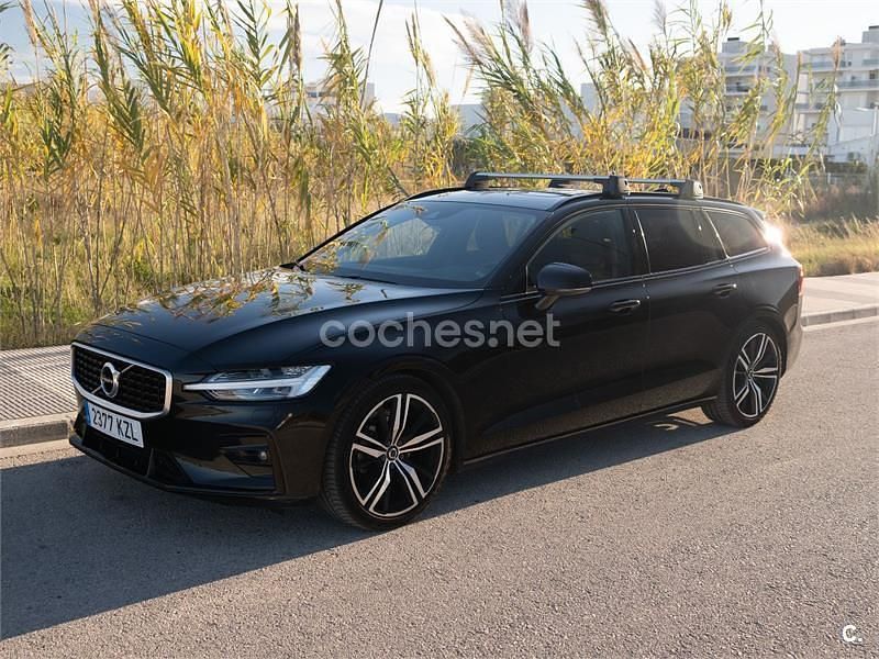 Negro Usado 2019 Volvo V60 R-Design Familiar | 29.990 € (Precio justo) - Imagen 1/4