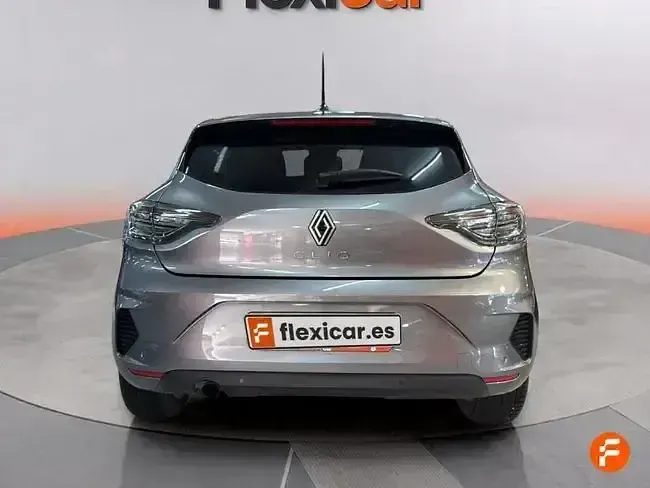 Używany Renault Clio V Evolution 100 KM (73 kW) 2025 Szary Sedan/Limuzyna