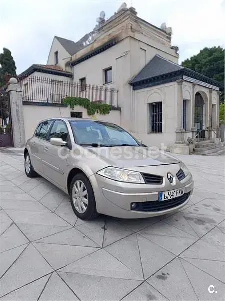 Usado Renault Mégane Privilege 150 CV (110 kW) 2007 Beige Berlina