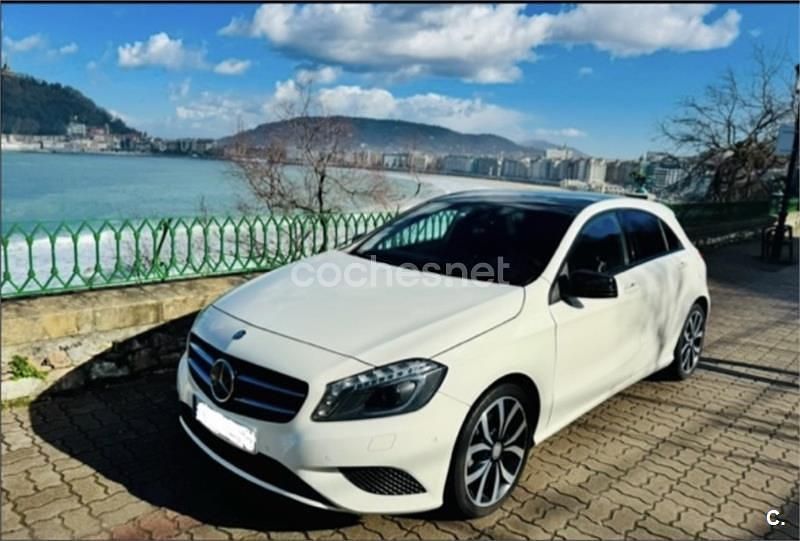 Blanco Usado 2013 Mercedes A200 Urban Berlina | 13.800 € (Buen precio) - Imagen 1/4