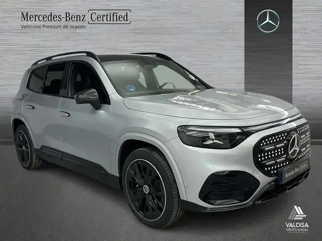 Usado Mercedes GLB250 200 kW (272 CV) 2026 Plata hightech SUV