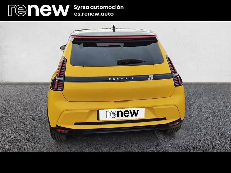 Usado Renault R5 Techno 88 kW (120 CV) 2025 Amarillo Utilitario