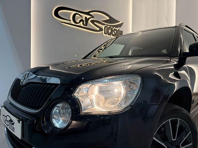 Usado Skoda Yeti Ambition 105 CV (77 kW) 2012 Negro SUV