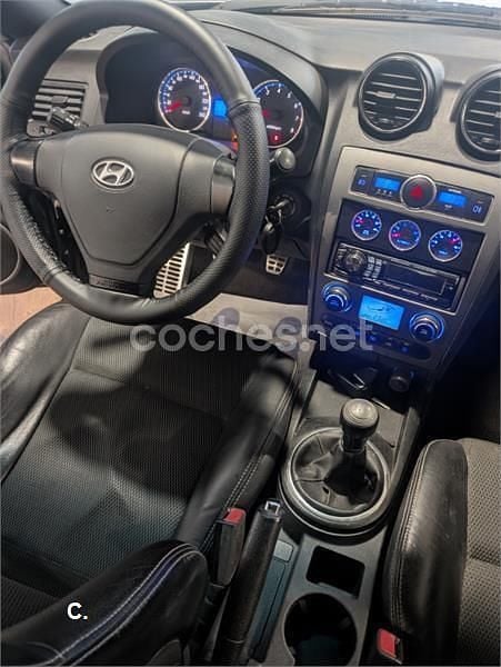 Usado Hyundai Coupé 143 CV (105 kW) 2007 Negro Coupe