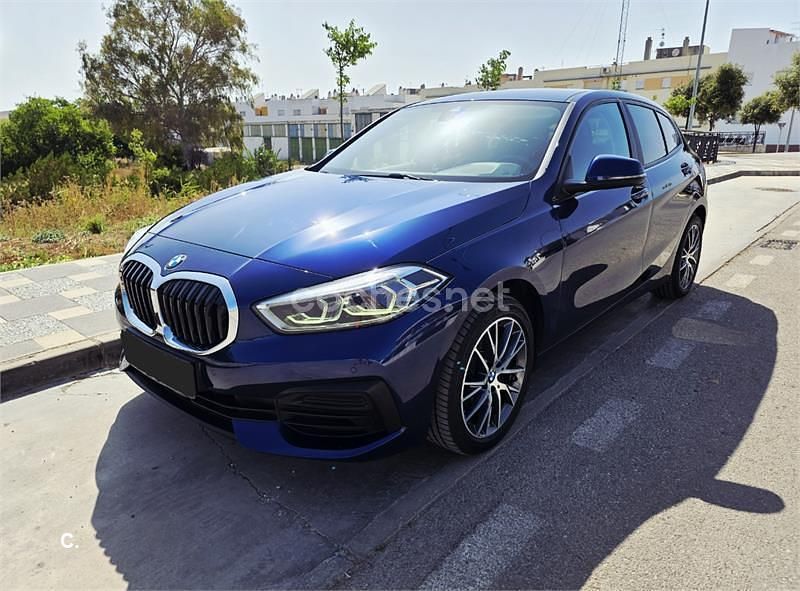 Azul Usado 2020 BMW 120 Comfort Edition Utilitario | 23.600 € (Precio justo) - Imagen 1/4