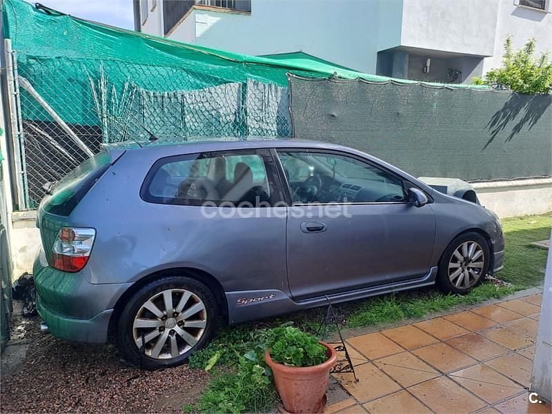 Usado Honda Civic Sport 110 CV (80 kW) 2004 Gris / plata Berlina
