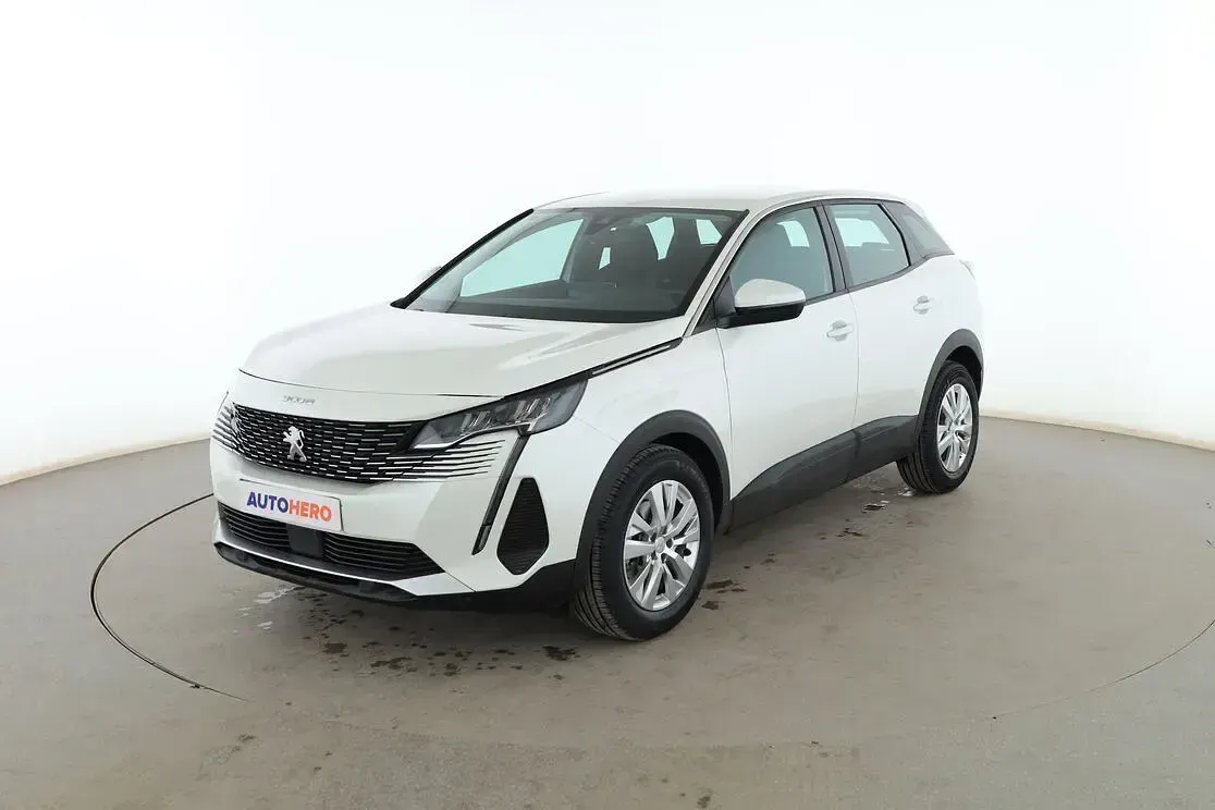 Usado Peugeot 3008 Active 131 CV (96 kW) 2021 SUV