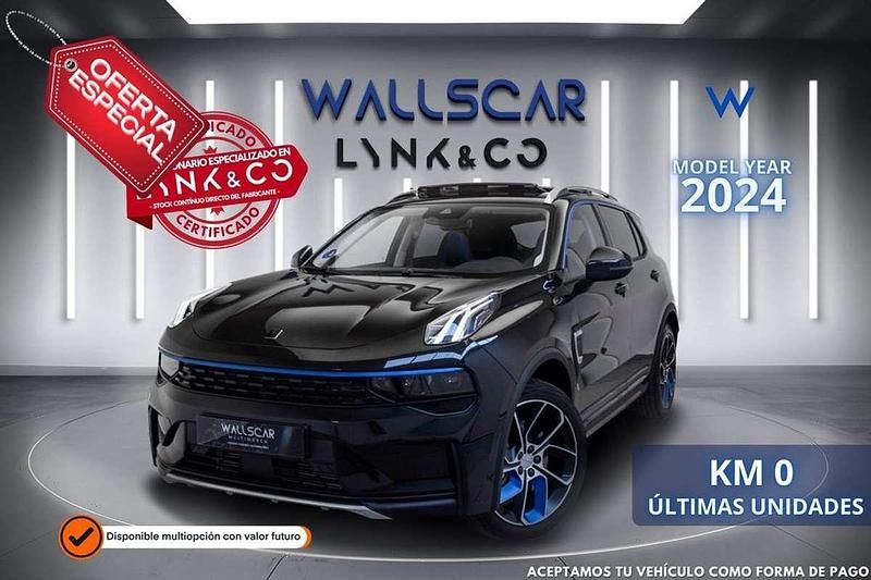 Negro Usado 2024 Lynk & Co 01 SUV | 31.980 € (Un poco caro) - Imagen 1/4