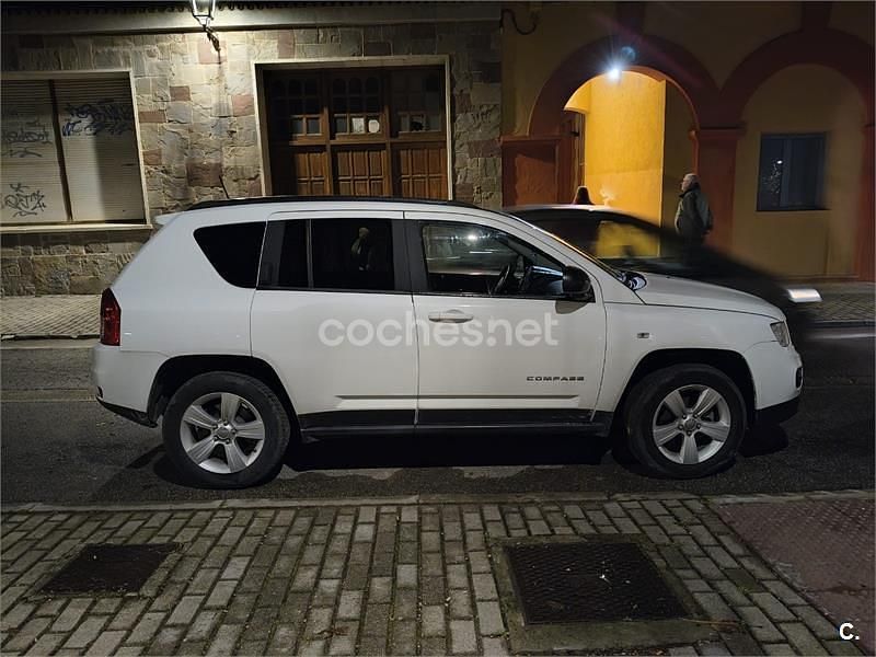 Usado Jeep Compass Limited 136 CV (100 kW) 2012 Blanco SUV