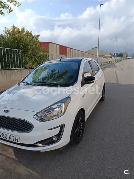 Usado Ford Ka Plus 85 CV (62 kW) 2019 Blanco Utilitario