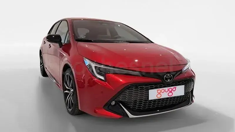 Usado Toyota Corolla 140 CV (102 kW) 2025 Rojo Berlina