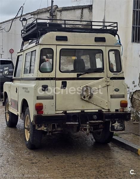 Usado Land Rover Defender 112 HP (82 kW) 1995 Bege SUV