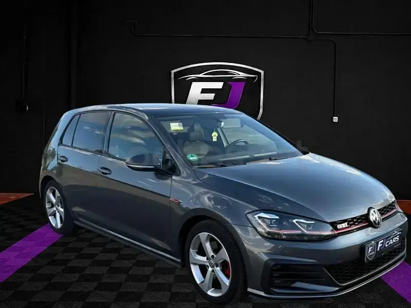 Usado VW Golf VII GTI 230 CV (169 kW) 2017 Gris / plata Berlina