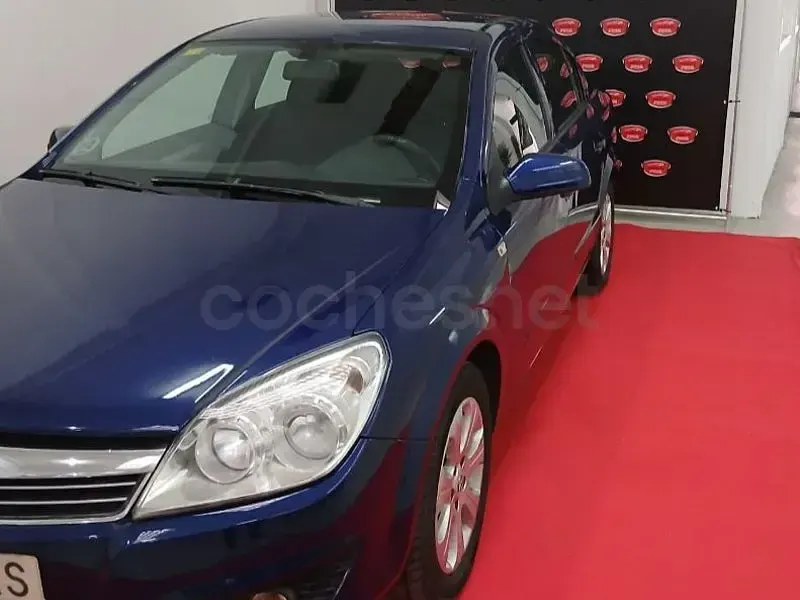 Usado Opel Astra Enjoy 100 CV (73 kW) 2009 Azul Berlina