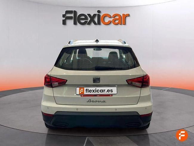 Usado Seat Arona Reference 95 CV (69 kW) 2021 Blanco SUV