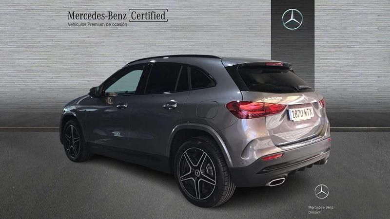 Usado Mercedes GLA250 AMG line 163 CV (119 kW) 2024 Gris SUV