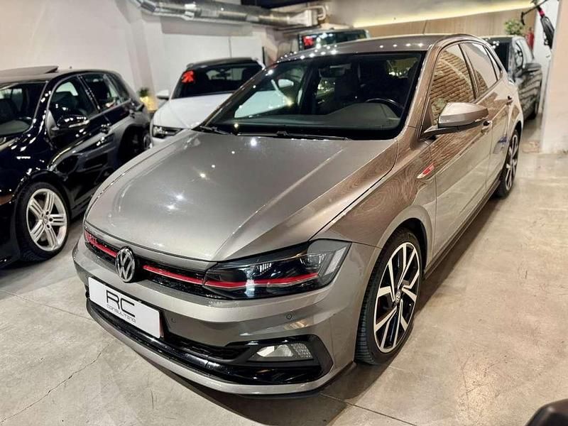 Usado VW Polo GTI 200 CV (147 kW) 2019 Gris Utilitario