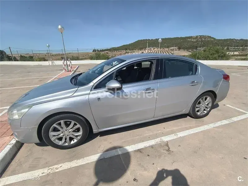 Usado Peugeot 508 Allure 200 CV (147 kW) 2014 Gris / plata Berlina